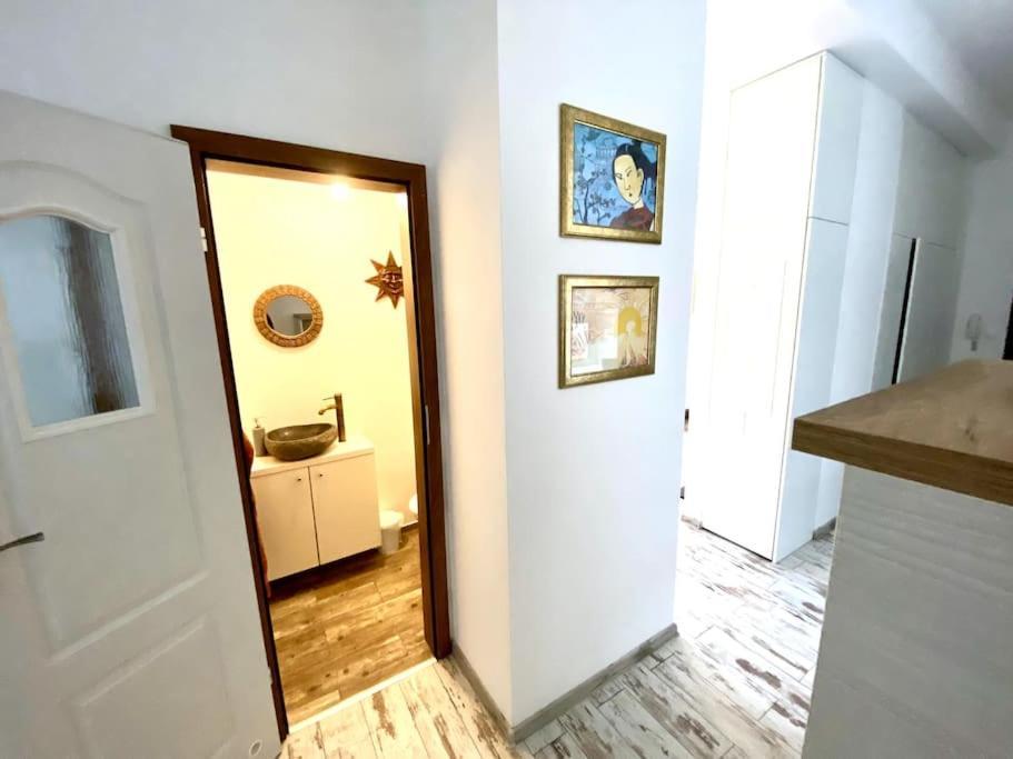 Residence Park Lovely Apartman With Private Parking Kysucke Nove Mesto Esterno foto