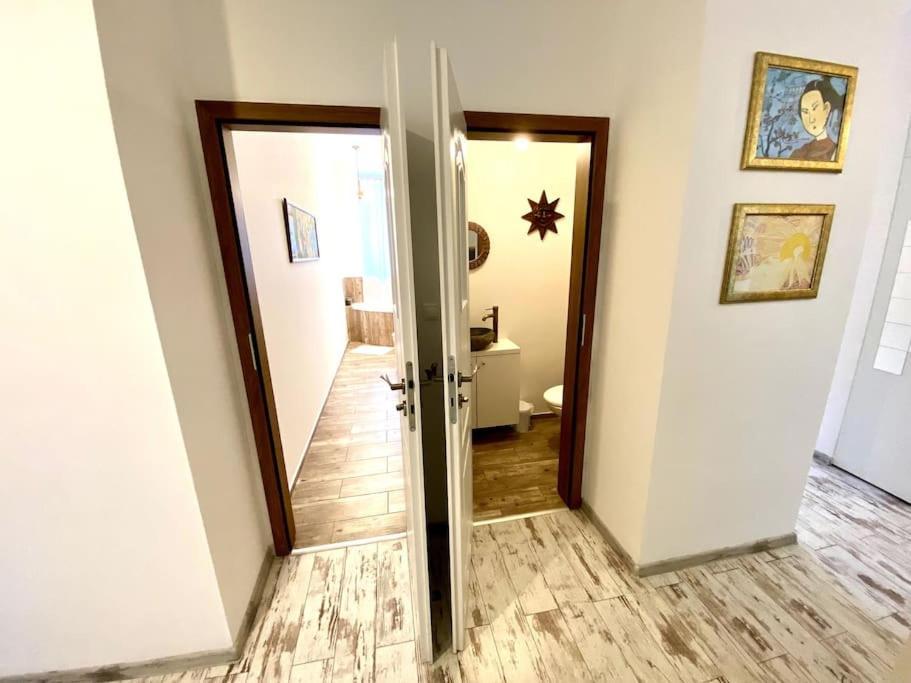Residence Park Lovely Apartman With Private Parking Kysucke Nove Mesto Esterno foto