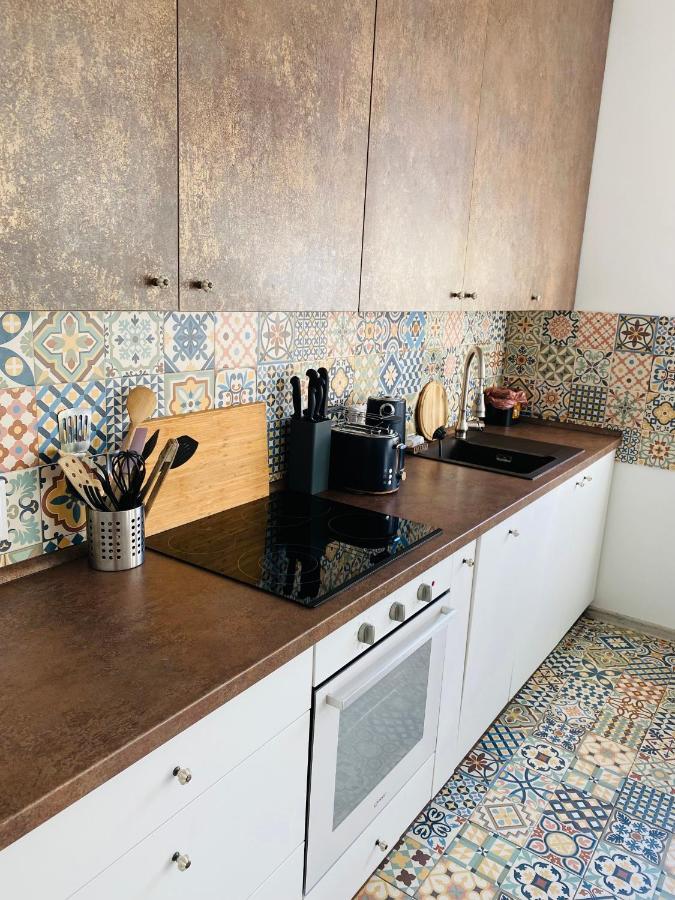Residence Park Lovely Apartman With Private Parking Kysucke Nove Mesto Esterno foto